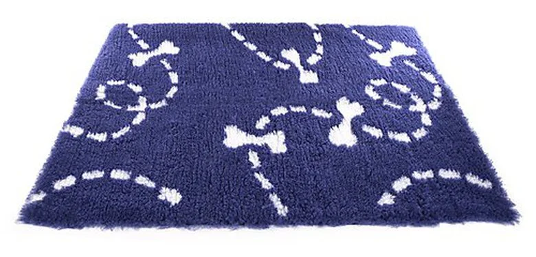 Martin Sellier - Tapis Plat Petbed Pointillé Bleu Et Blanc Pour Chien - 50x75cm 3 Martin Sellier - Tapis Plat Petbed Pointillé Bleu Et Blanc Pour Chien - 50x75cm